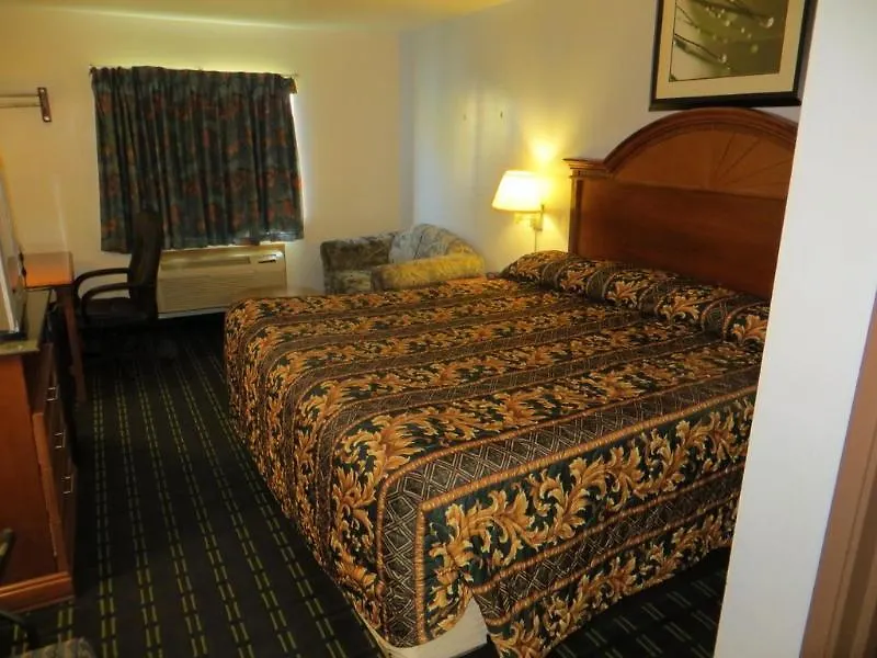 Knights Inn Memphis At Macon Cove